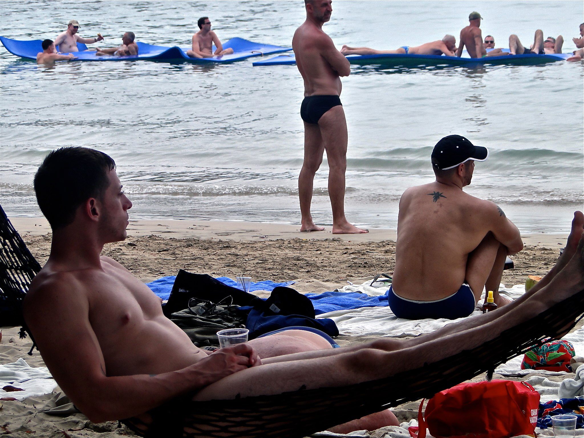 Exploring Gay Cruising at the Beach: A Comprehensive Guide