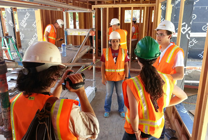 2013-07-15-SolarDecathlon1.jpg