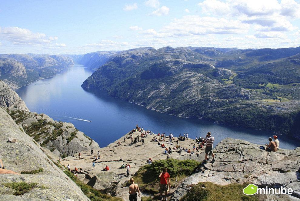 2013-07-16-NorwayAdiraneAzkuenaga.jpg