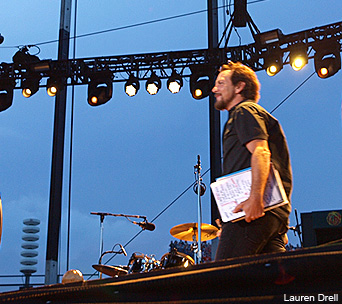 Ed at the Cubs' team store  Pearl jam eddie vedder, Pearl jam, Eddie vedder