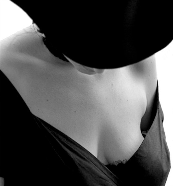 2013-07-22-cleavage.jpg