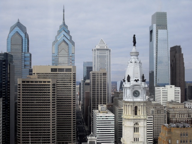 2013-08-20-PhiladelphiaWithCityHallFromLowesHotel.jpg