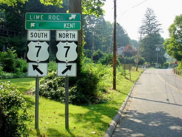 2013-08-28-Route7Roadsigns.JPG