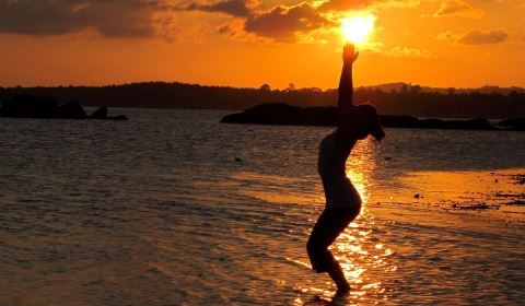 2013-08-29-sunsetyogaposes.jpg