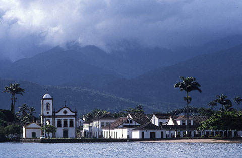 2013-09-03-paraty02hr.jpg