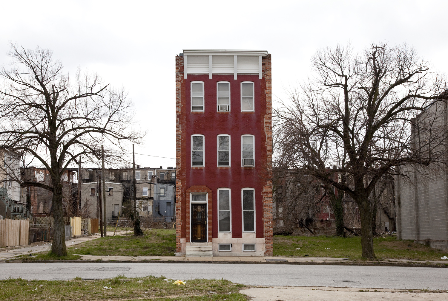 10 Orphan Row Houses So Lonely Youll Want To Take Them Home
