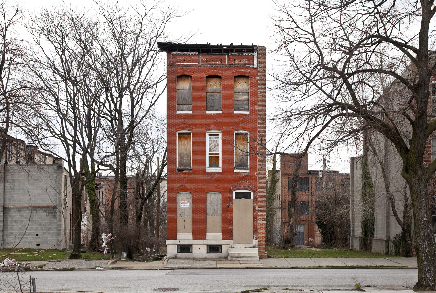 10 Orphan Row Houses So Lonely Youll Want To Take Them Home With You