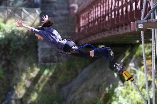 2013-09-06-ShariJumps.jpg