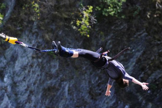2013-09-06-Sharibungeejumpmain.jpg