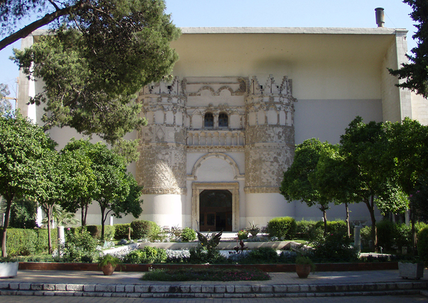 2013-09-10-NationalMuseumFacade.jpg