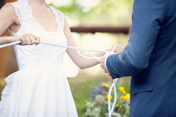 15 Wedding Traditions and Superstitions