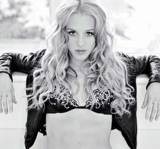 2013-09-19-HayleyImage29.png