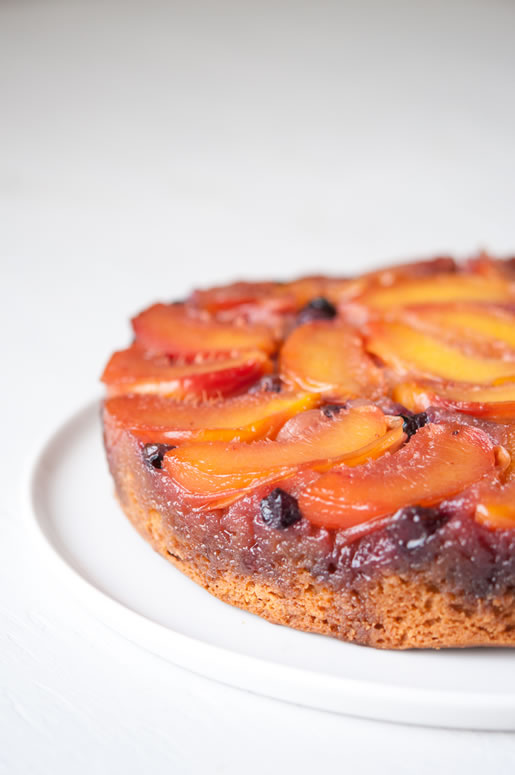 2013-09-20-cake_usd_nectarine_main_1.jpg