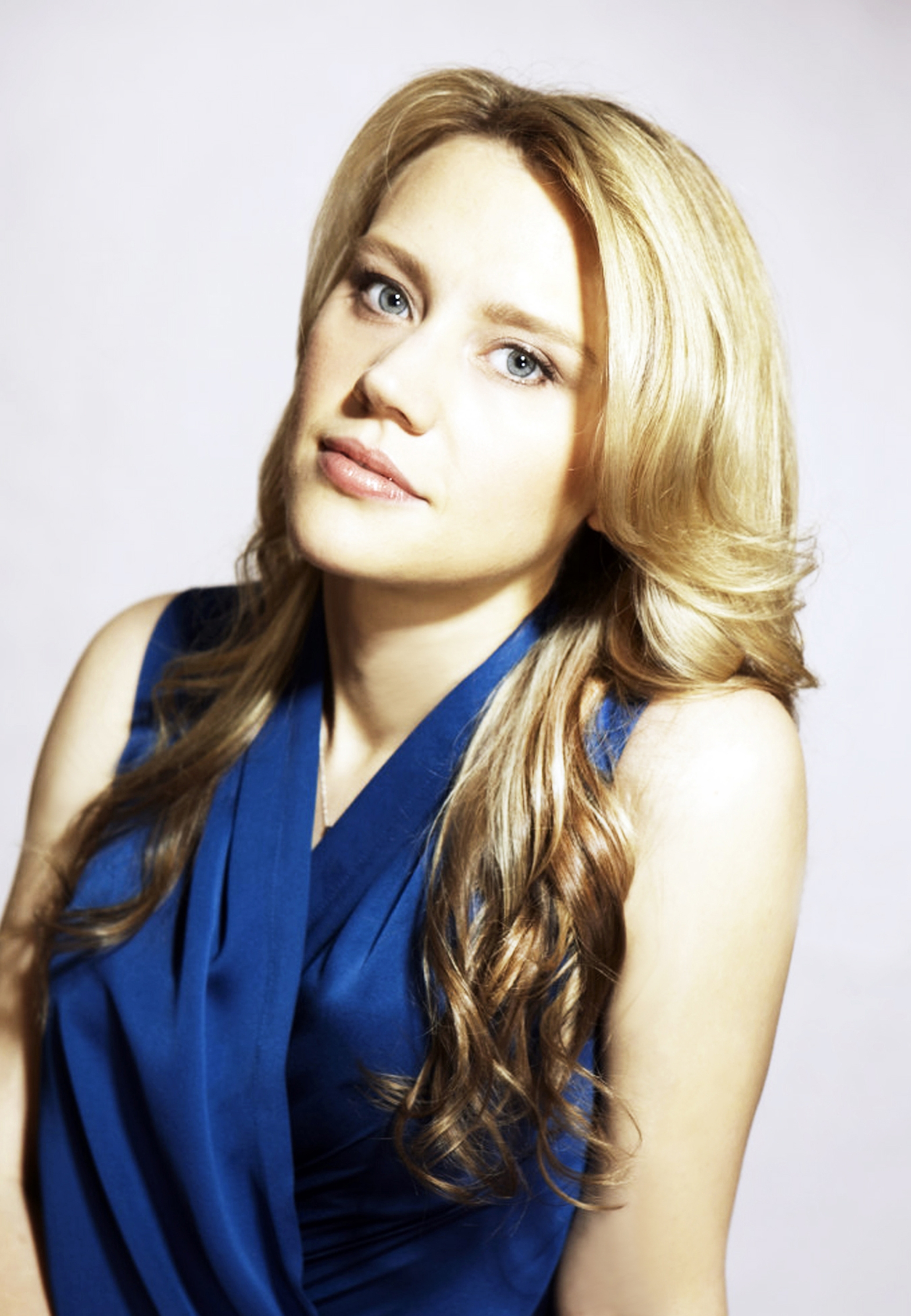 2013-09-24-Kate_McKinnon_headshot1.JPG