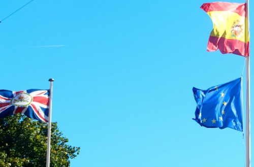 2013-09-25-flags.jpg