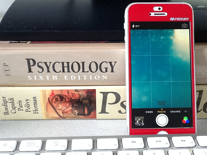 2013-09-30-iphonePsychology.jpeg