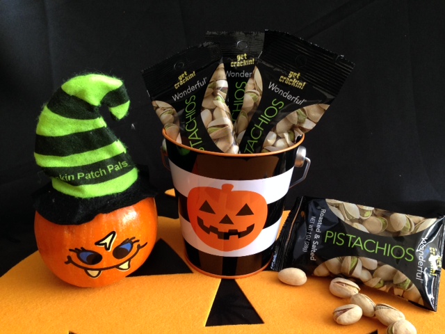 2013-10-05-Halloweenpistachiosuse.jpg