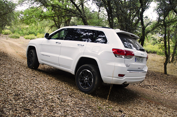 2013-10-07-contactojeepgrandcherokee2014580prop005.jpg