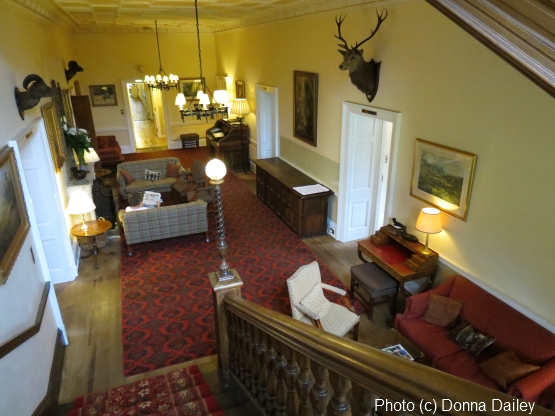 2013-10-09-Ballathie_House_Hotel_Guest_Lounge.jpg