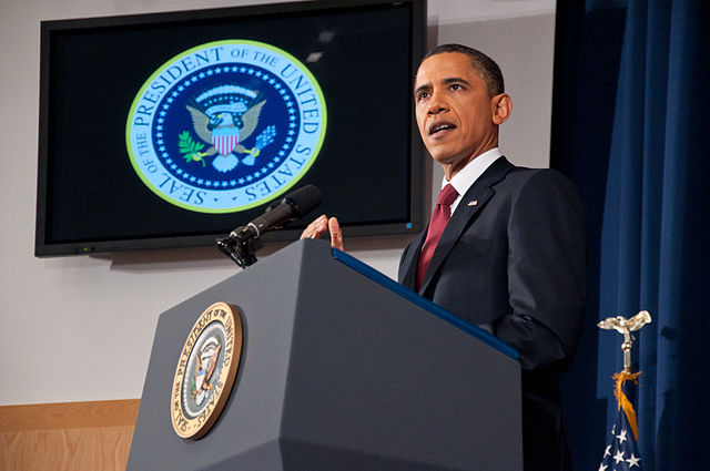 2013-10-11-640pxPresident_Barack_Obama_speaking_on_the_military_intervention_in_Libya_at_the_National_Defense_University_9.jpg