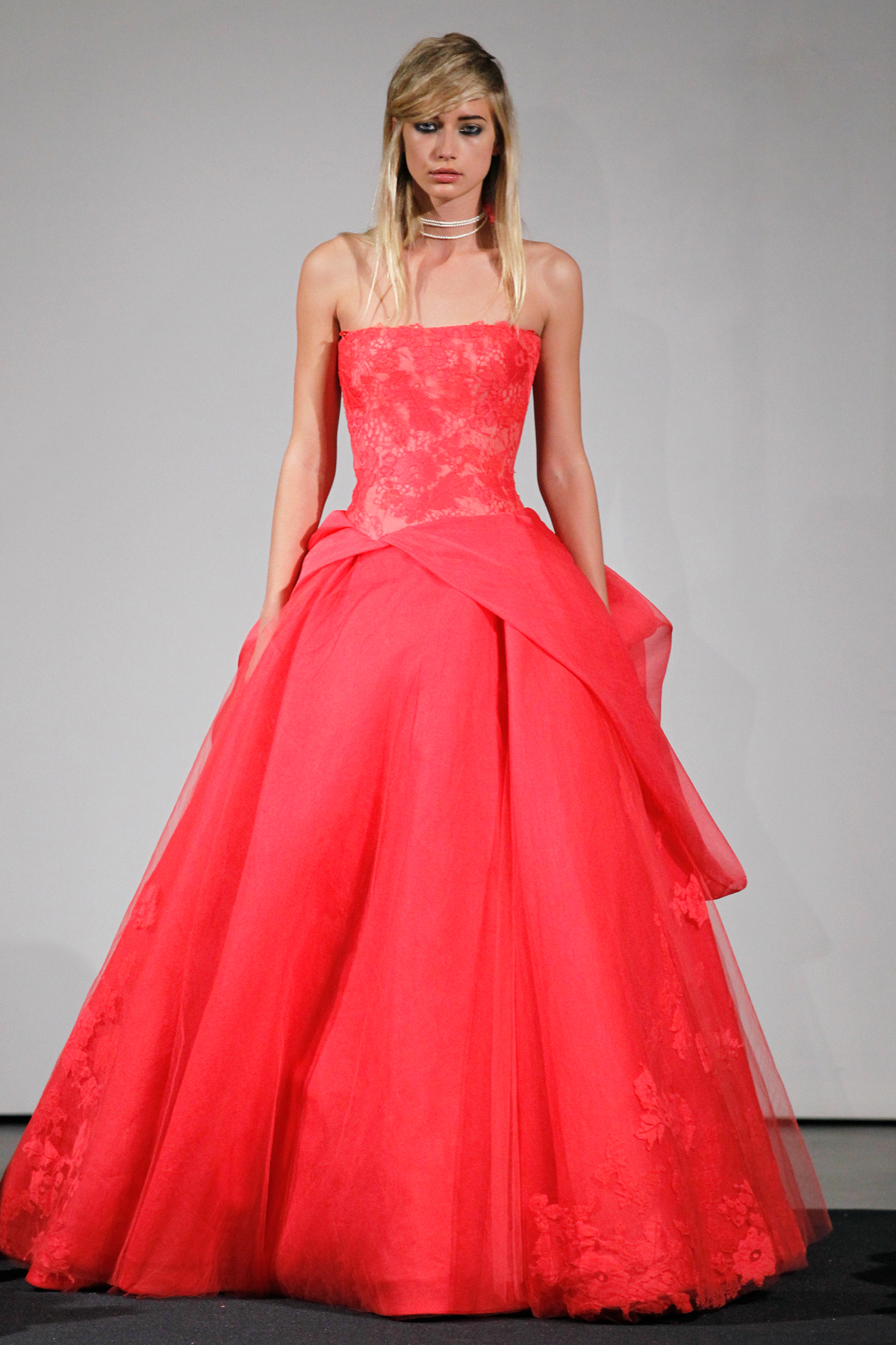 Vera Wang S Fall 2014 Bridal Collection Features All Pink Dresses