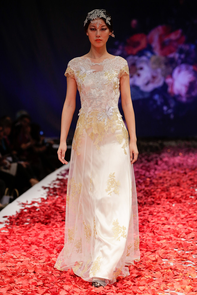 Non-Strapless Wedding Gowns We Love From Bridal Market Fall 2013 ...