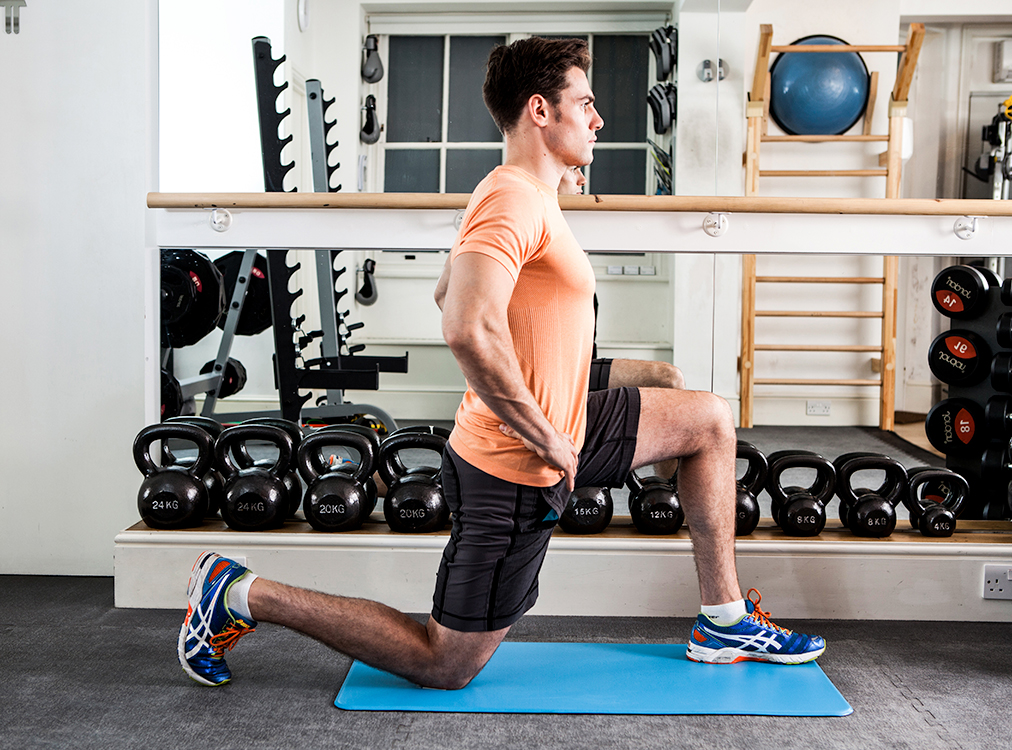 2013-10-21-stretch_of_hip_flexor_complex.jpg
