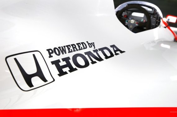 2013-10-23-mp44poweredbyhonda1.jpg