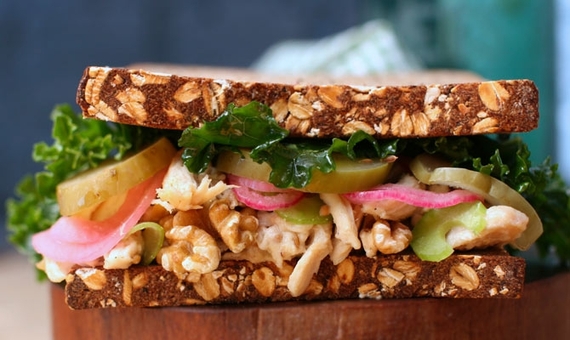 2013-10-25-chainsandwichespromowichcraft.jpg