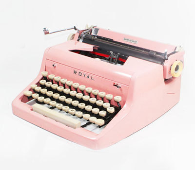 2013-10-26-pinktypewriter.jpg