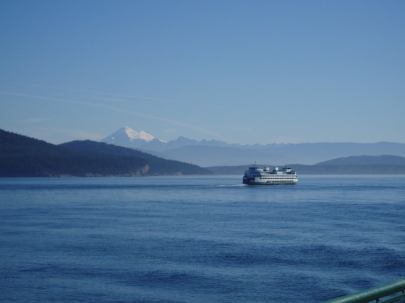 2013-11-03-FerryMtBaker2.JPG