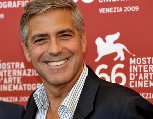 2013-11-22-George_Clooney_66me_Festival_de_Venise_Mostra_2wikimediacommonsNicolasGenin_resize300.jpg