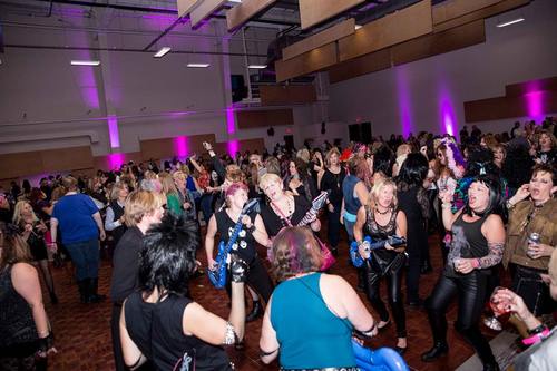 2013-11-26-party2.jpeg