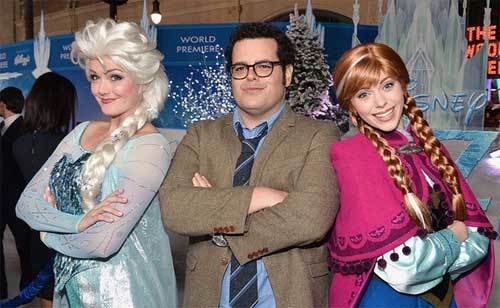 🍁 Fans of Frozen ❄️ on X: @joshgad Who needs a #Frozen2 recap 👀 Here's  my recap for Frozen 3 When Olaf felt left out, he suddenly take his  powerfull voice to