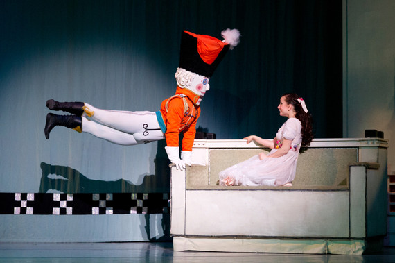 2013-12-15-OaklandBalletCompanyGrahamLustigsTheNutcrackerMarieandNutcracker1024x681.jpg