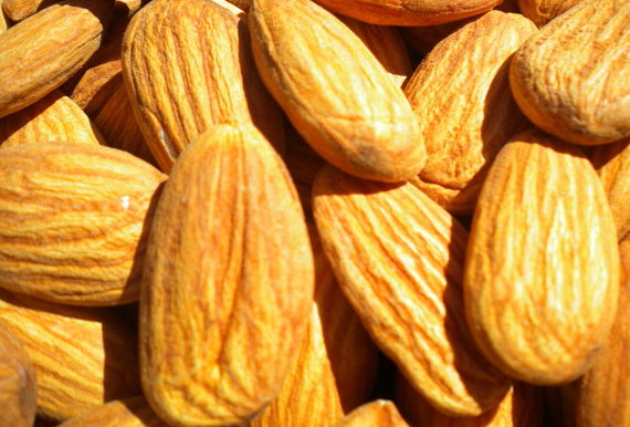 2013-12-16-almond.jpg