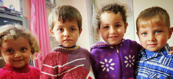 2013-12-19-syria_refugee_children.jpg