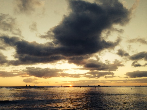 2013-12-29-SunsetWaikiki.JPG