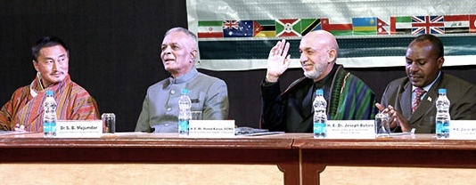 2013-12-30-Bhutankarzaiburundi.jpg