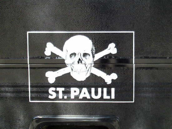 2014-01-02-FC_St_Pauli_logo.jpg