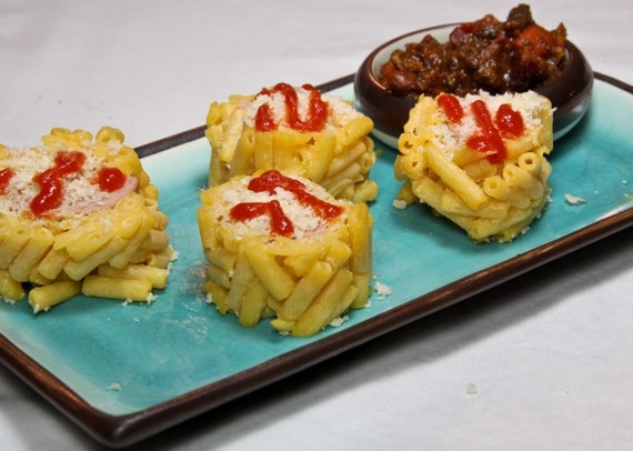 2014-01-02-MacnCheesenHotDogSushi8640x456.jpg