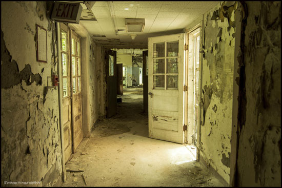 A Look Inside Abandoned Asylums and Hospitals [PHOTOS] | HuffPost Canada