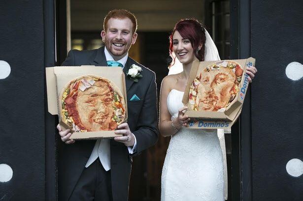 2014-01-22-pizzafacecouple.jpg