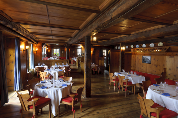 2014-01-24-BADRUTTSRestaurant_ChesaVeglia_PatrizierStuben_H_01.jpg