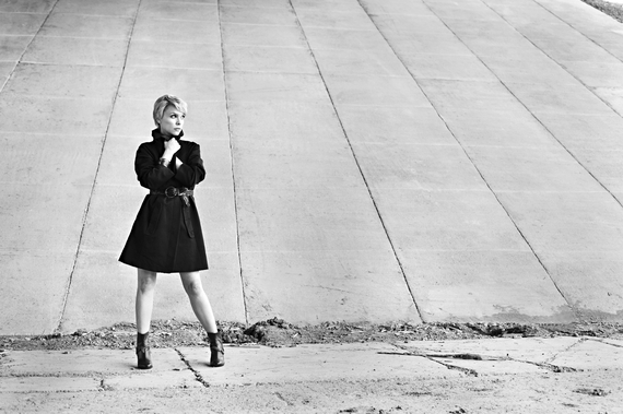 Girl in raincoat. ©Getty Images