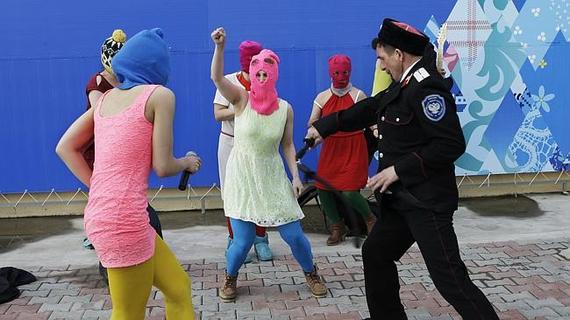 2014-02-21-pussyriotprotest.jpg