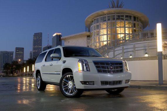 2014-02-25-cadillacescaladeesv.jpg