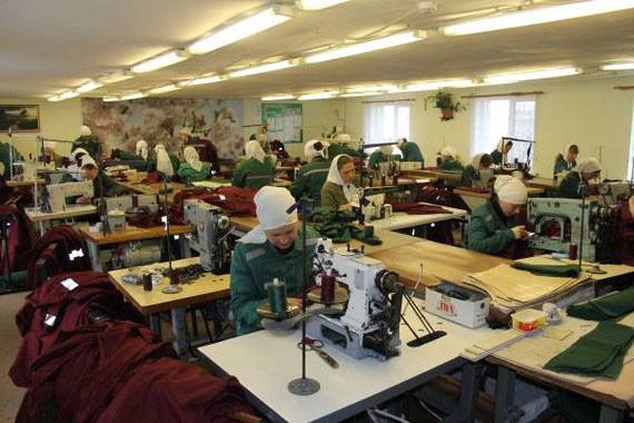 2014-03-06-Prisonersslavinginthesewingshop.jpg