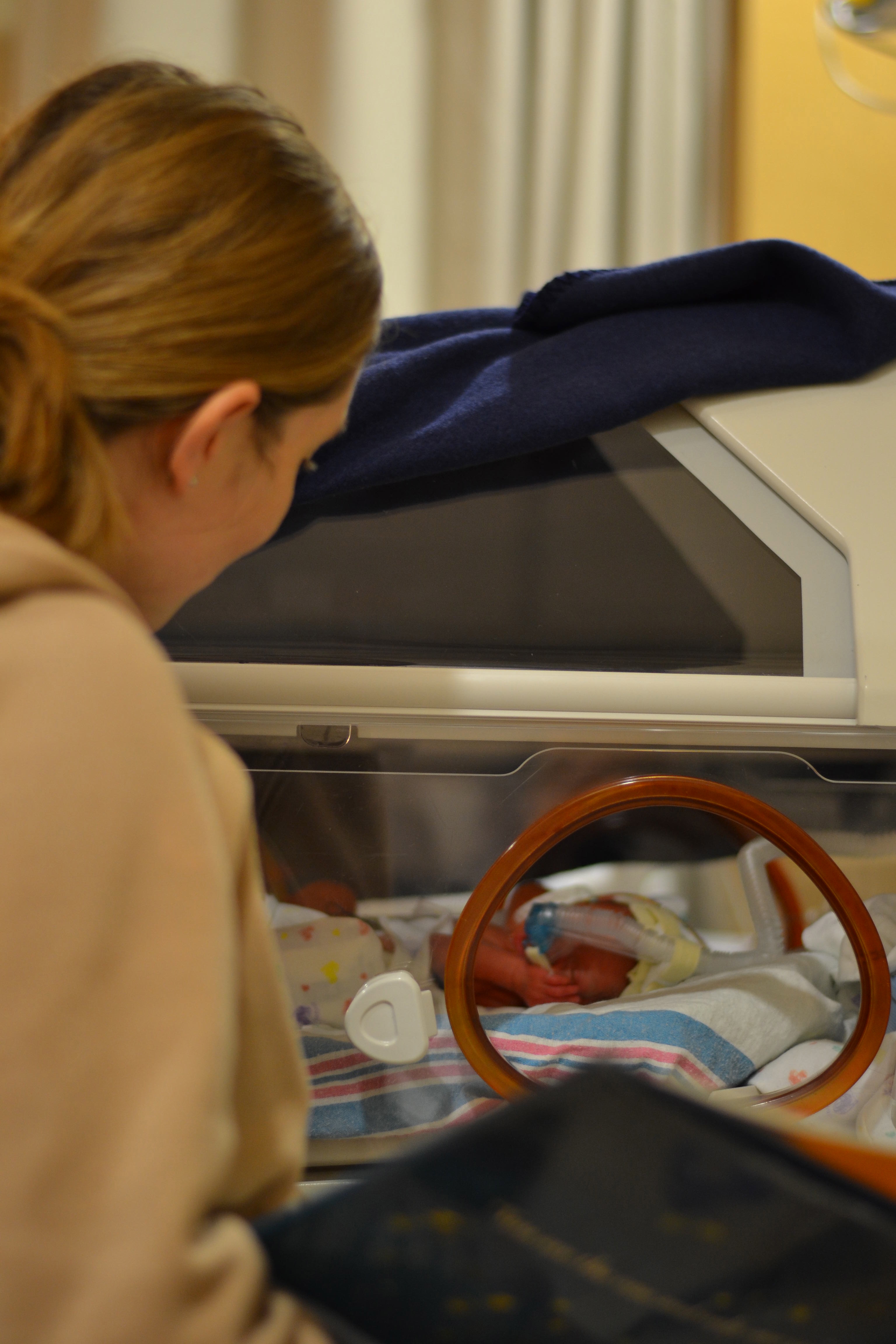 10 Incredible Gifts for NICU Families