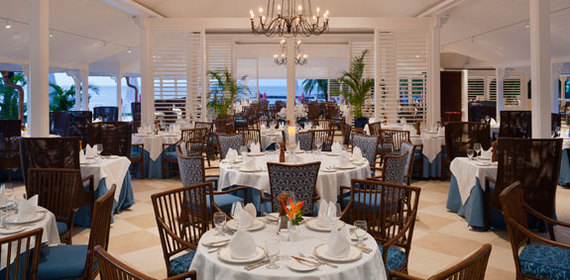 2014-03-10-TheBodyHolidayCariblueRestaurant575.jpg